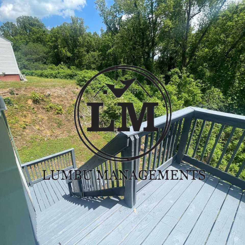 192 Locust Ln - Photo 5 of 11