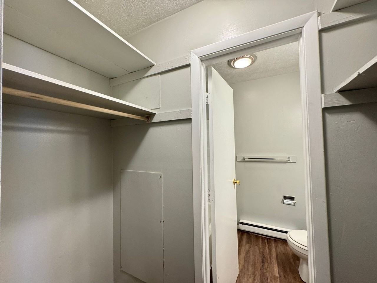 210 E Vernon Ave - Photo 5 of 6