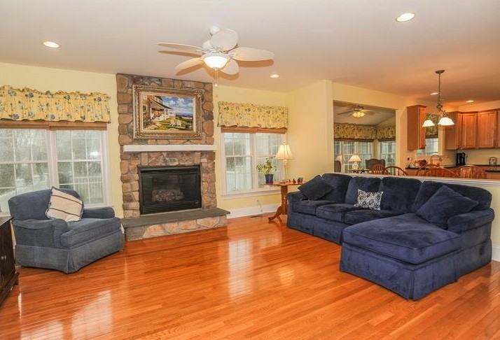 606 Winston Lane - Photo 2 of 25