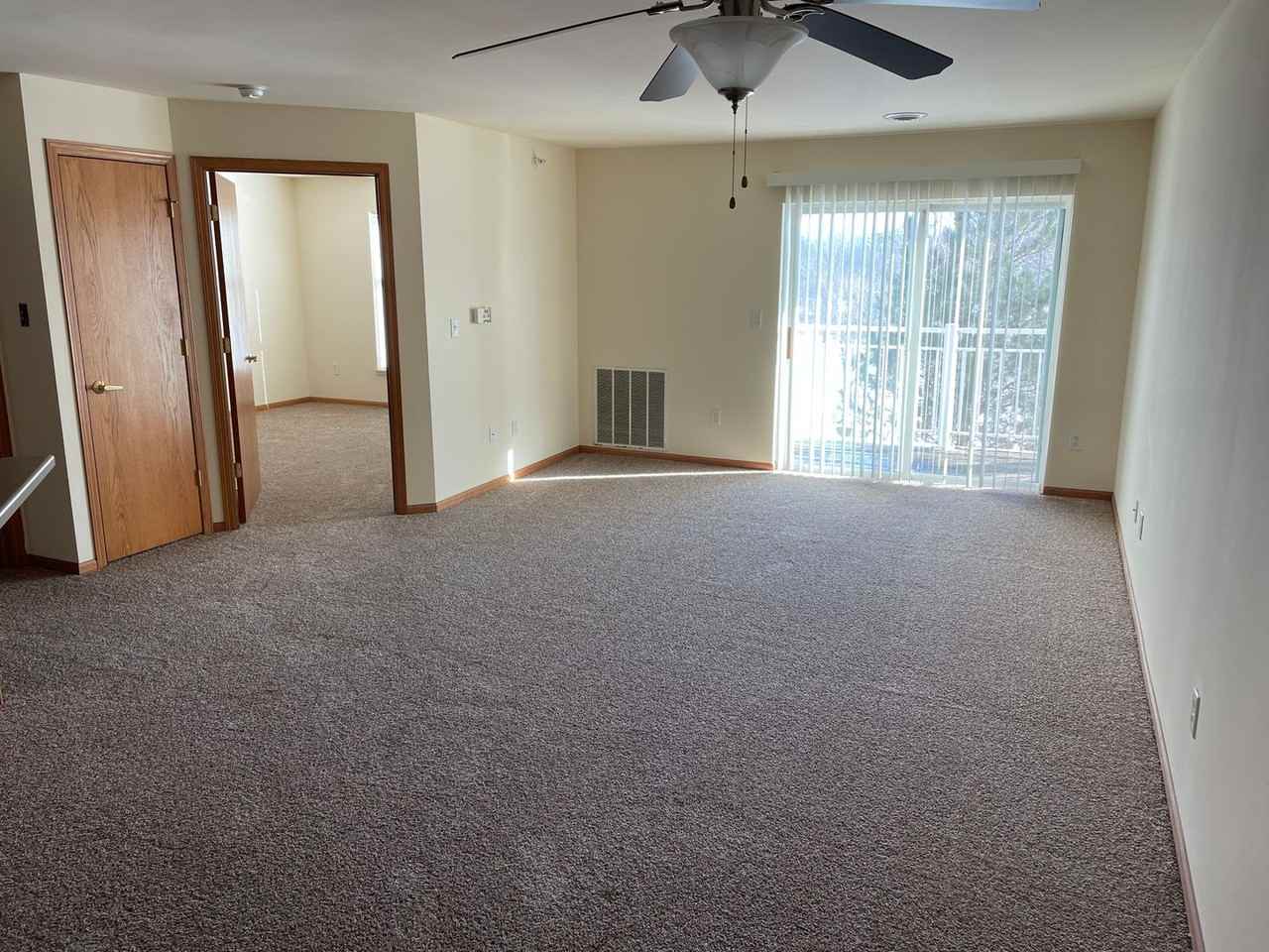 Door Creek Apartments - Photo 3 of 11