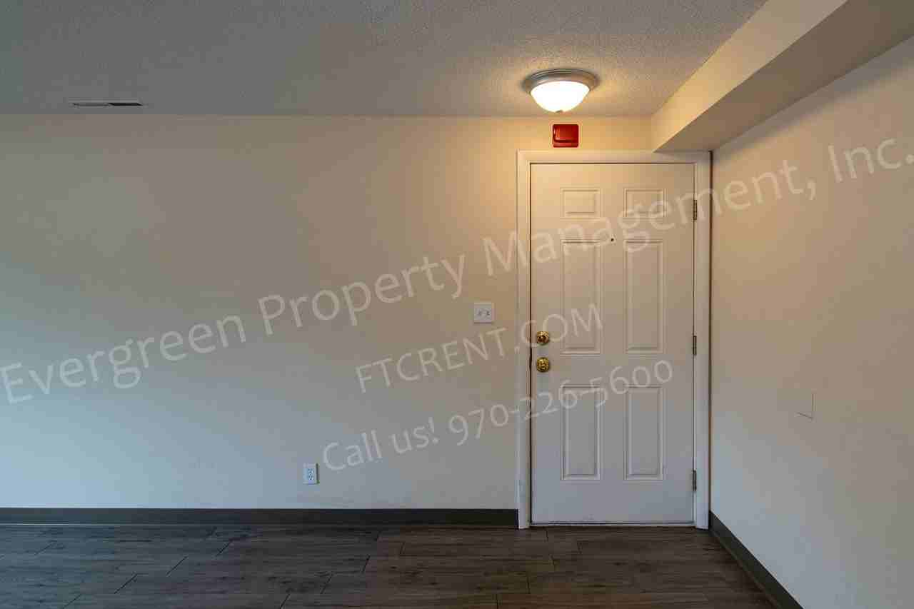 Mosher Manor - Photo 4 of 35