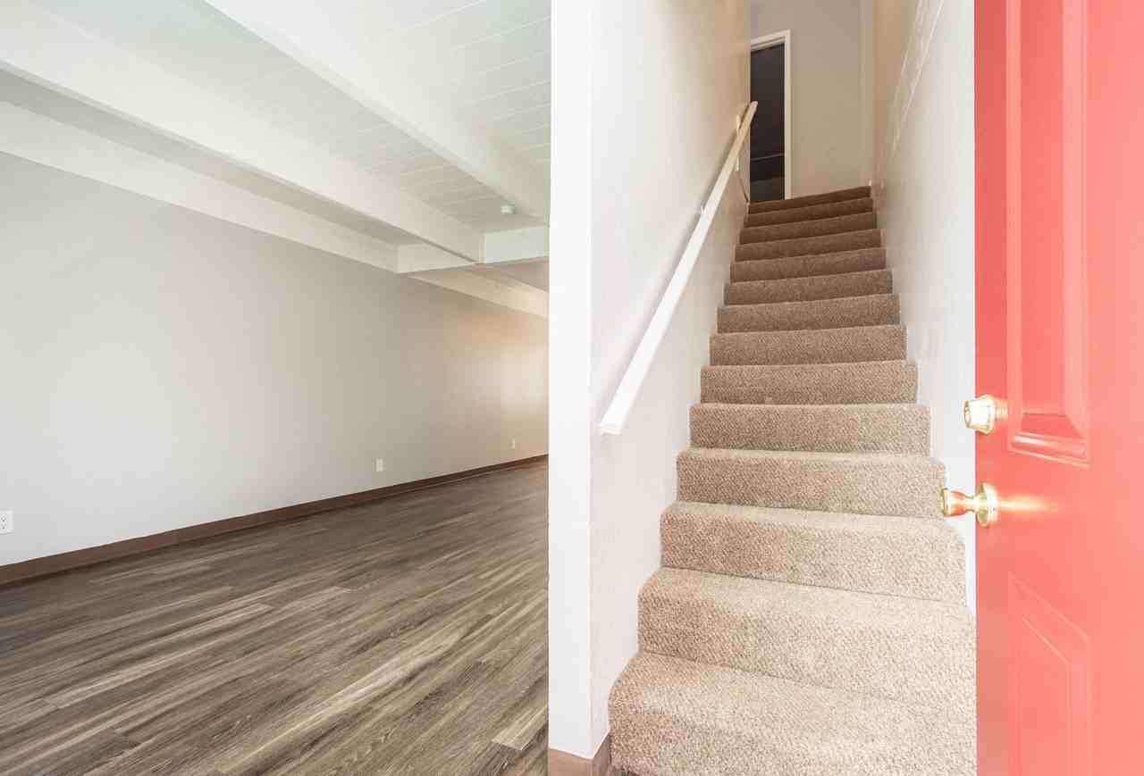 Hillsdale Village - Photo 2 of 35