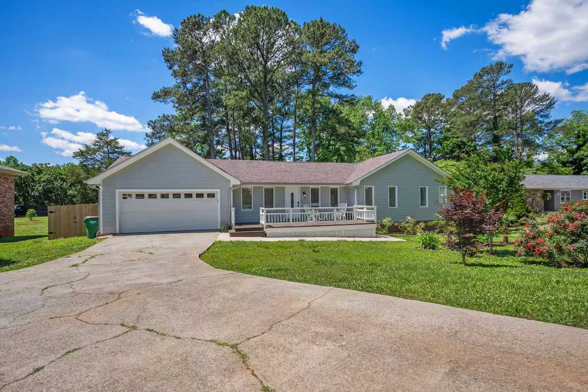 493 Greg Dr Sw - Photo 4 of 48