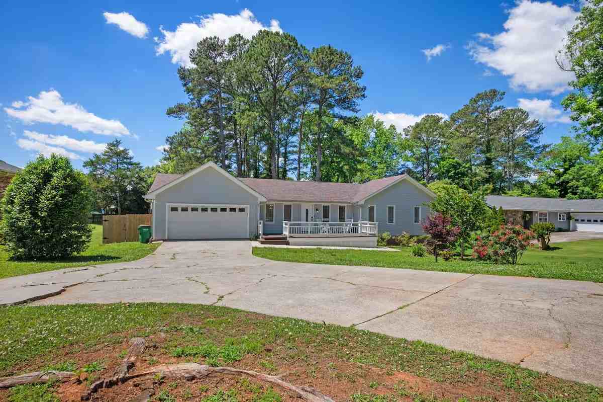 493 Greg Dr Sw - Photo 5 of 48