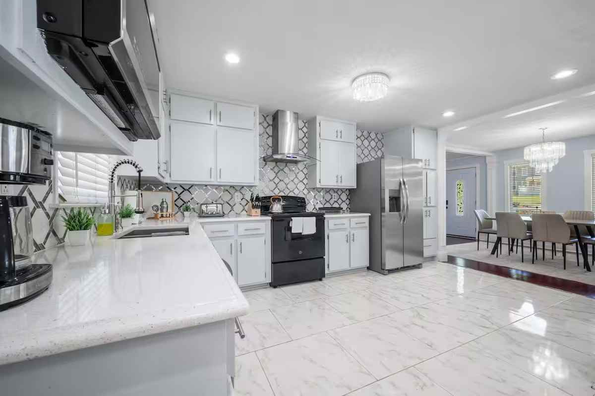 493 Greg Dr Sw - Photo 7 of 48