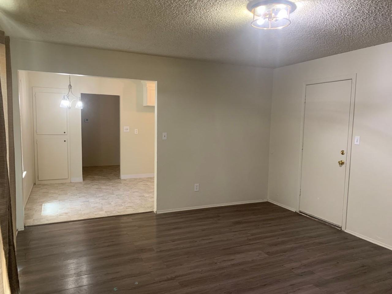 93 Coral Ln - Photo 5 of 16