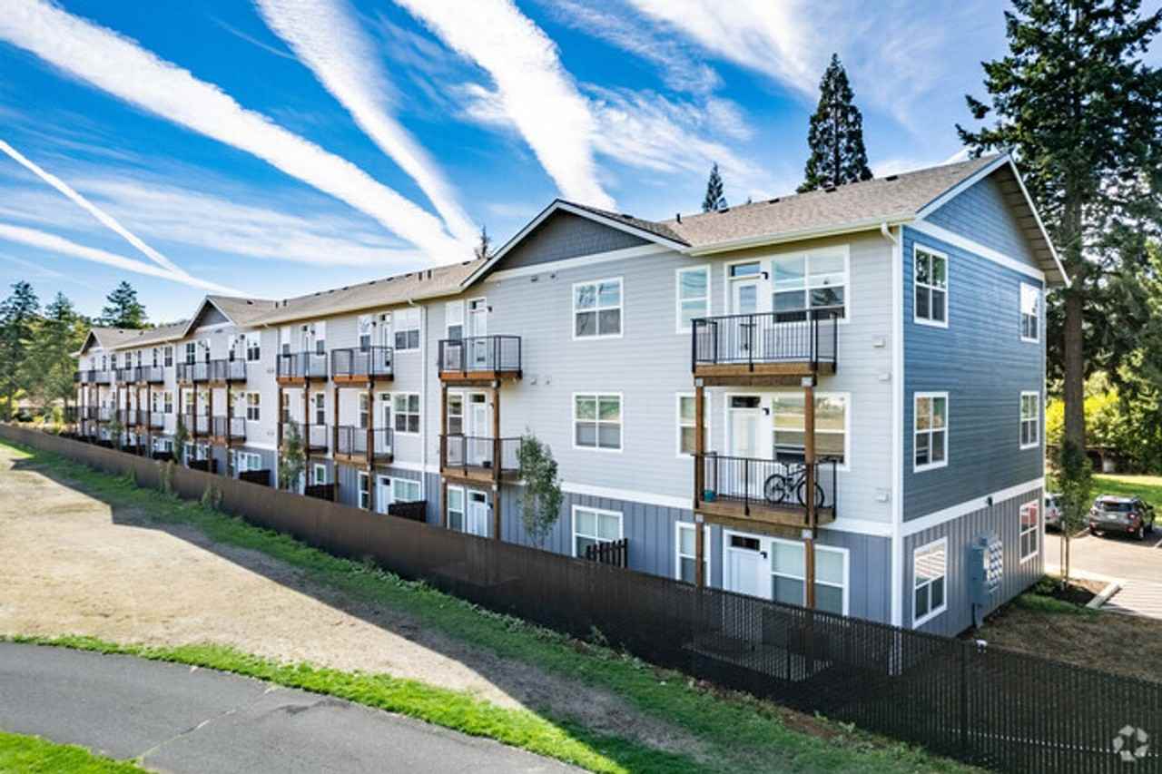 Bridger Court Apartments - Photo 2 of 38