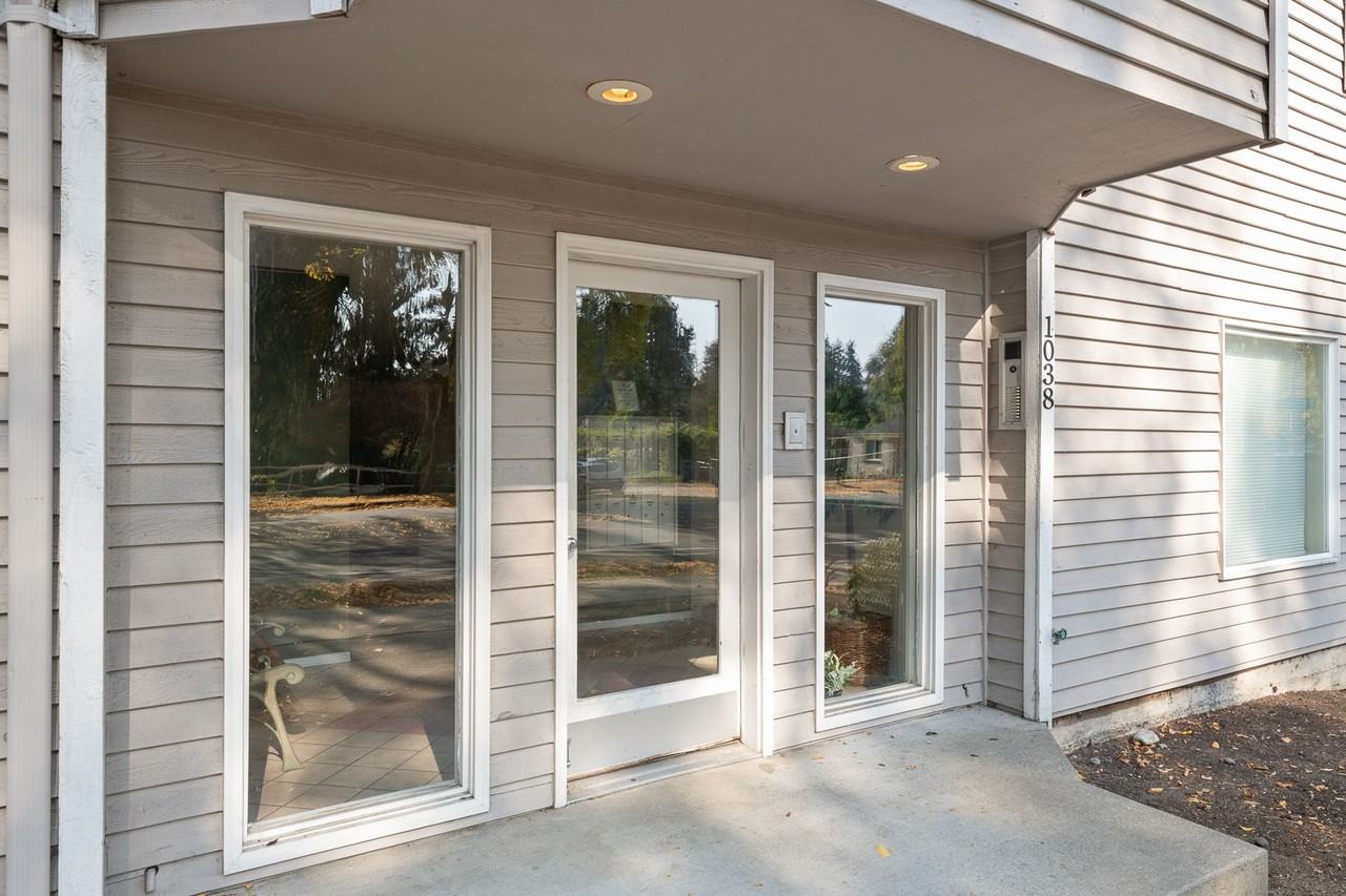 125th Apartments - Photo 2 of 8