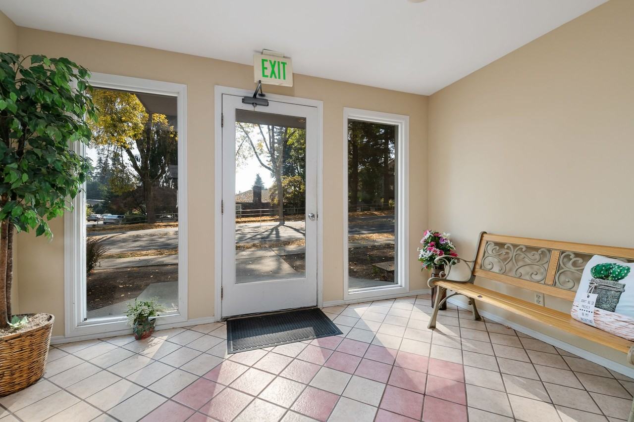 125th Apartments - Photo 3 of 8