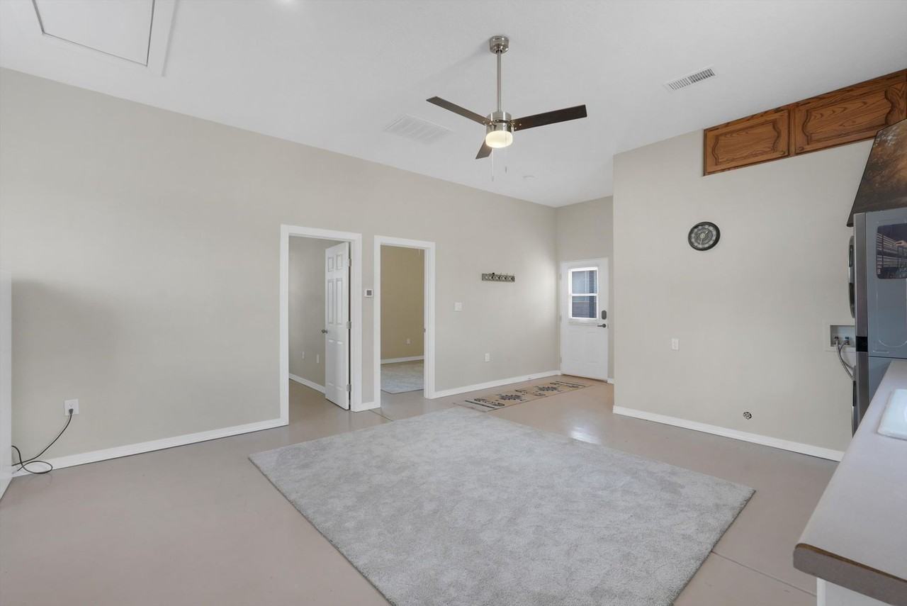 707 Alameda Blvd Nw - Photo 5 of 16