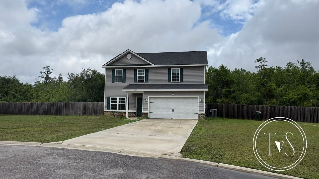 465 Huntington Dr Ne - Photo 3 of 29