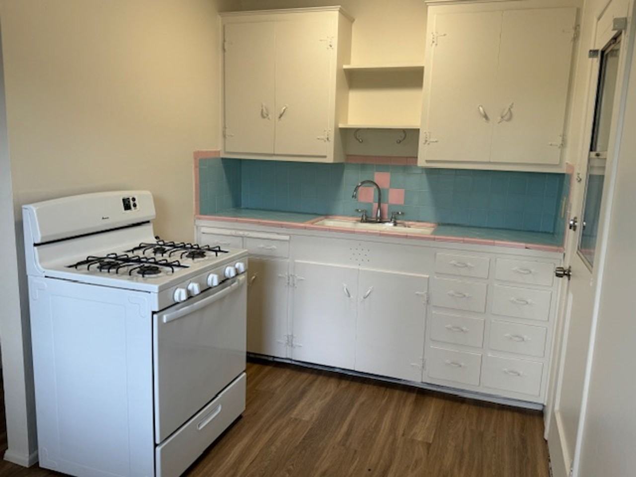 R-1615E - Photo 4 of 9