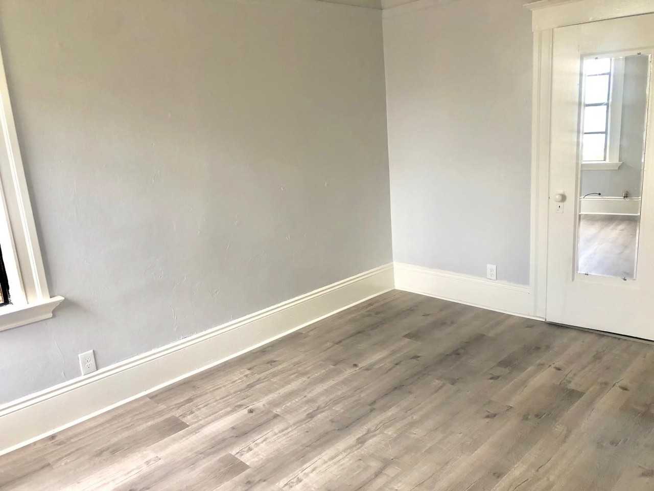 2327-2333 Dwight Way - Photo 5 of 10