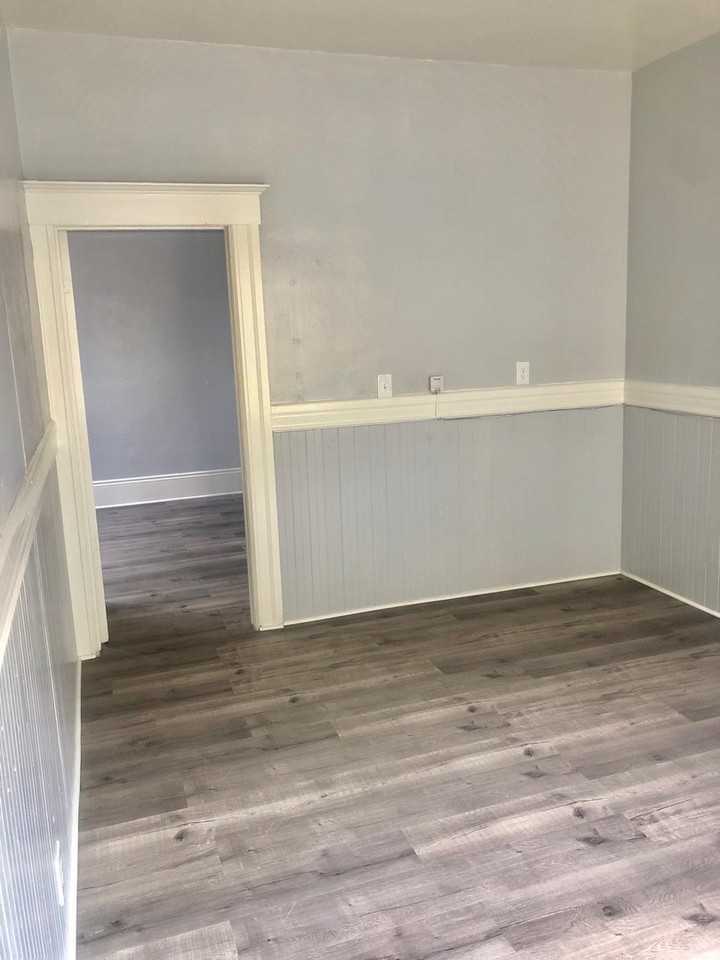 2327-2333 Dwight Way - Photo 6 of 10