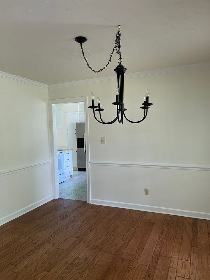 1701 Pennyroyal Rd - Photo 2 of 21