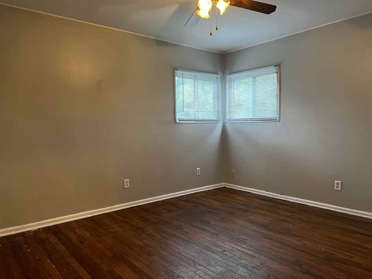 1133 Billie Dr - Photo 4 of 41