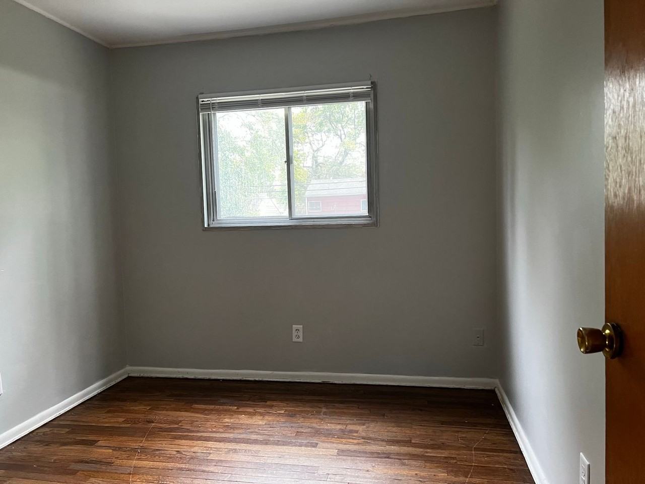 1133 Billie Dr - Photo 5 of 41