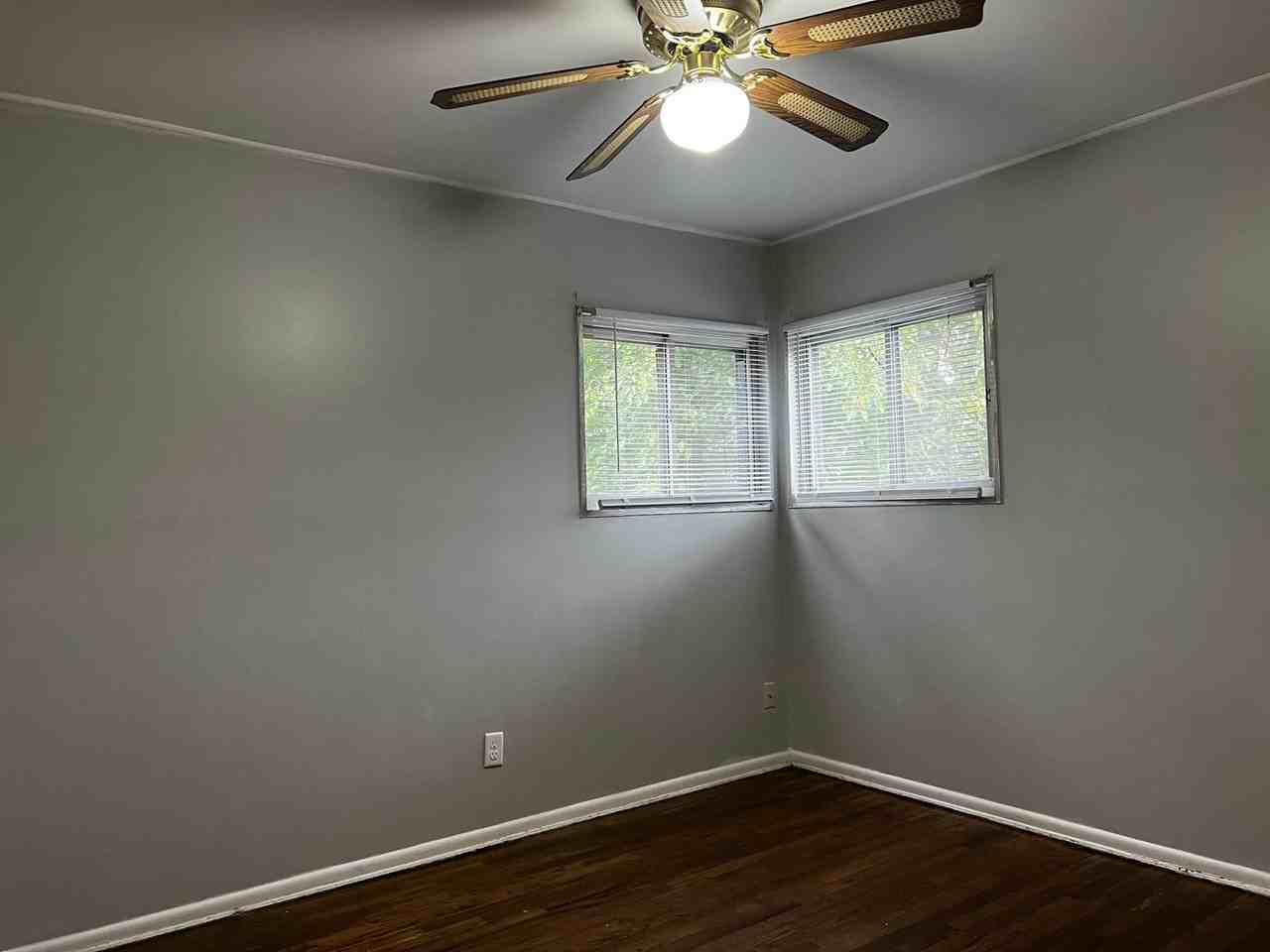 1133 Billie Dr - Photo 6 of 41