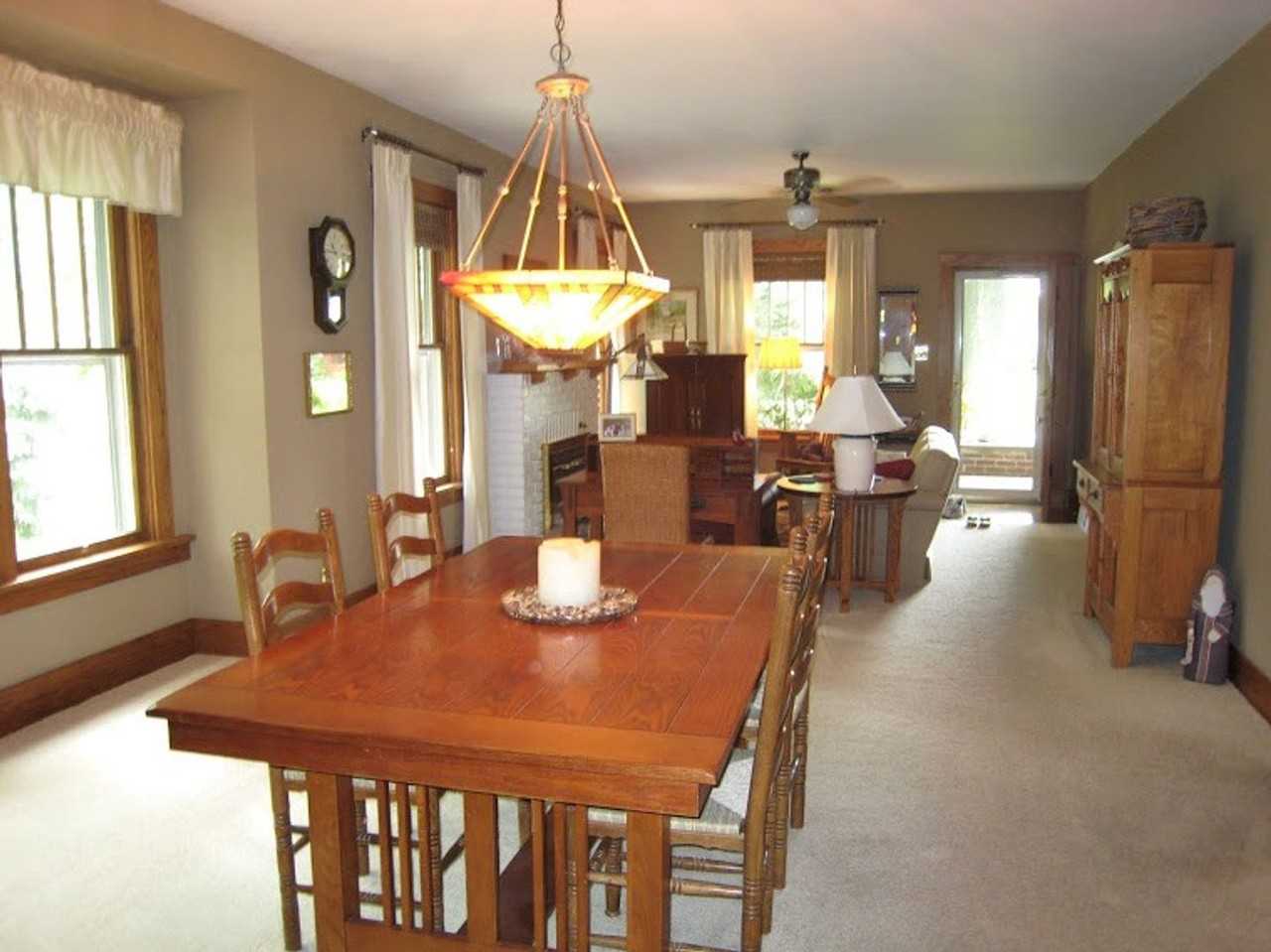 1734 Fairchild Ave - Photo 3 of 11