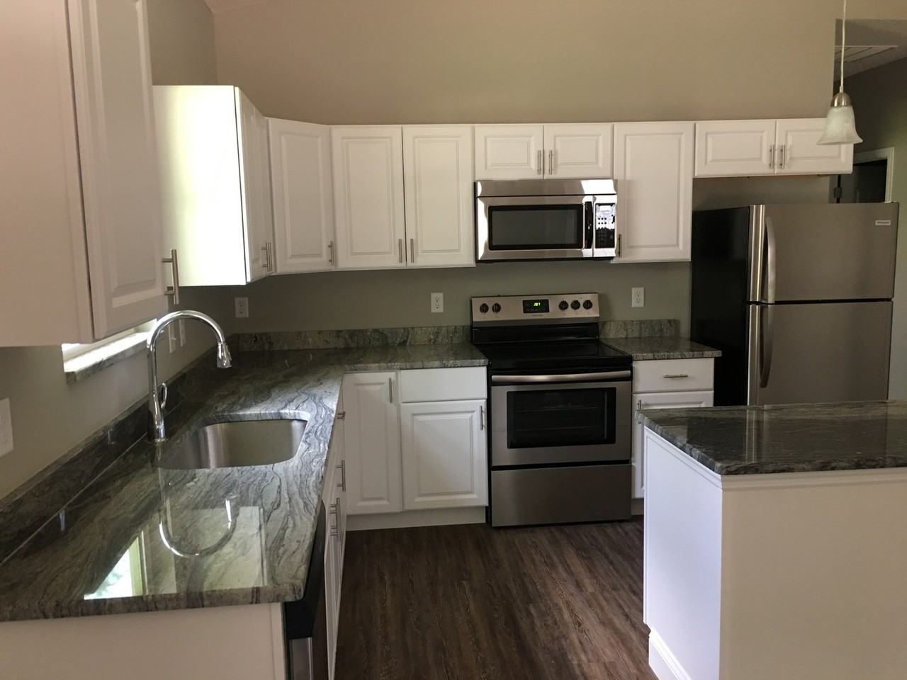 7721 Old Kings Rd - Photo 3 of 15