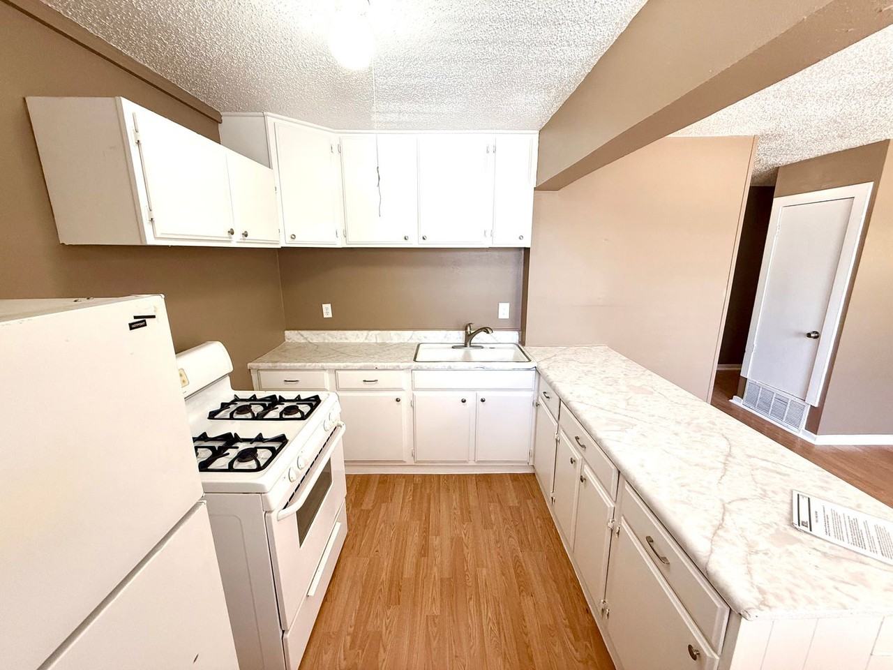 1829 E Highland Blvd - Photo 6 of 16