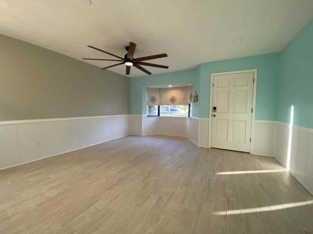 1245 Mardrake Rd - Photo 3 of 25