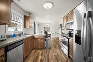 featured image of 908 Midway Ln
