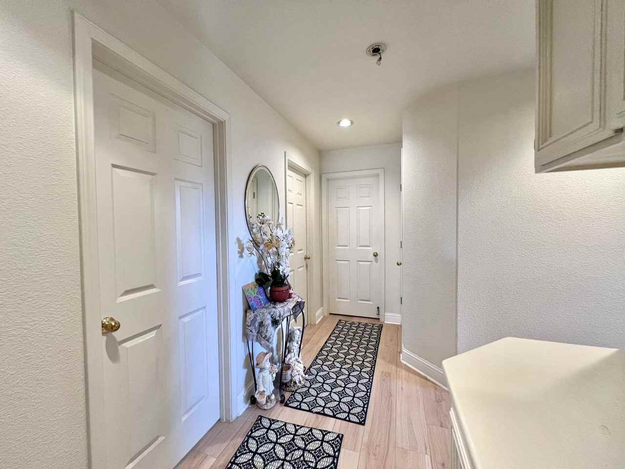 2351 Fairhaven Dr - Photo 5 of 12