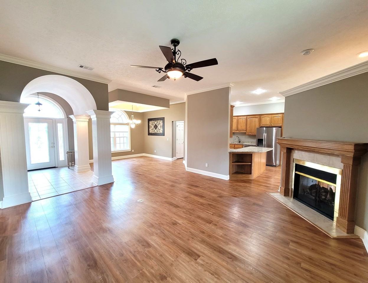 1224 Huntington Ridge Rd - Photo 3 of 41