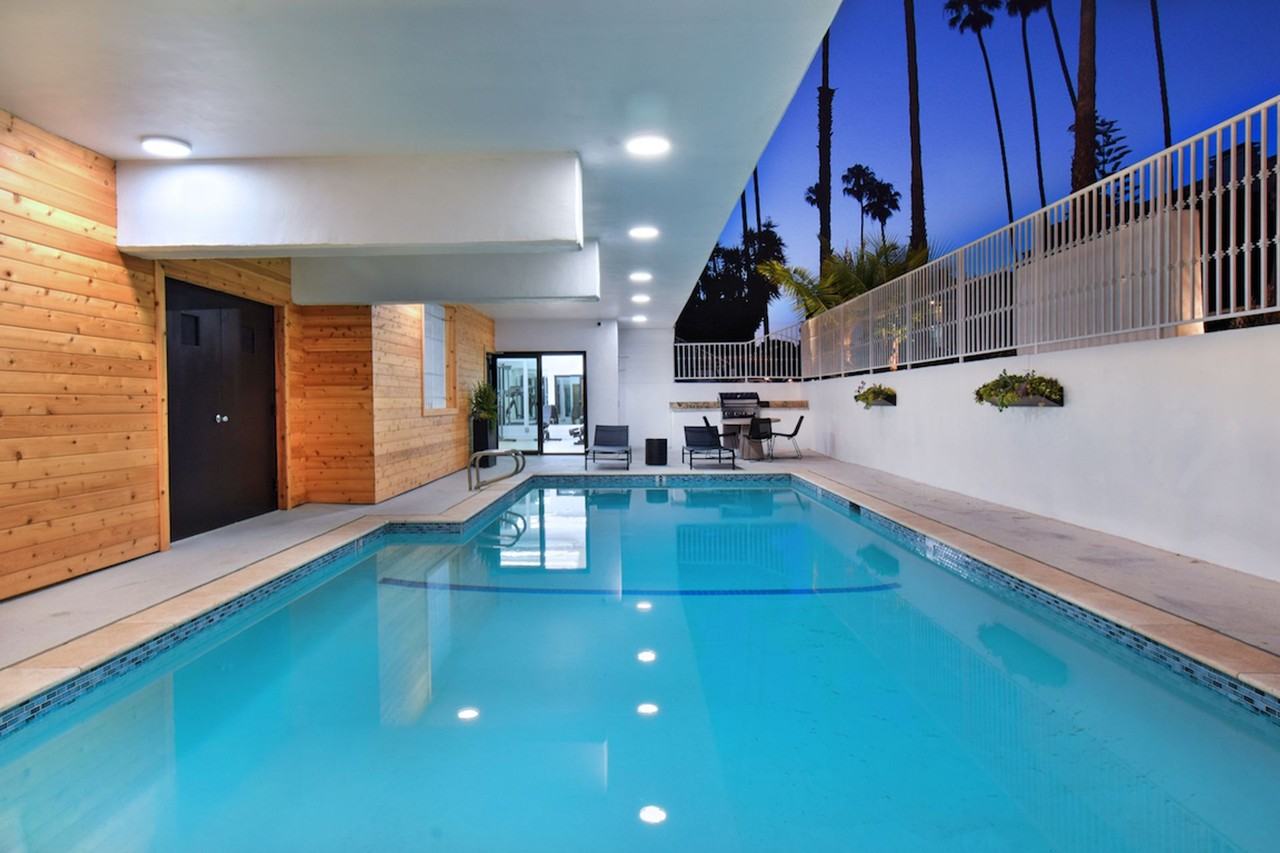 A Santa Monica Sanctuary: 834 Fourth Street - Photo 6 of 7