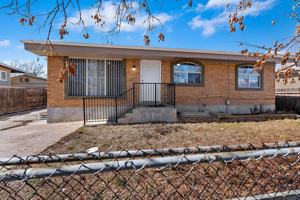 featured image of 443 N Dorothea Way