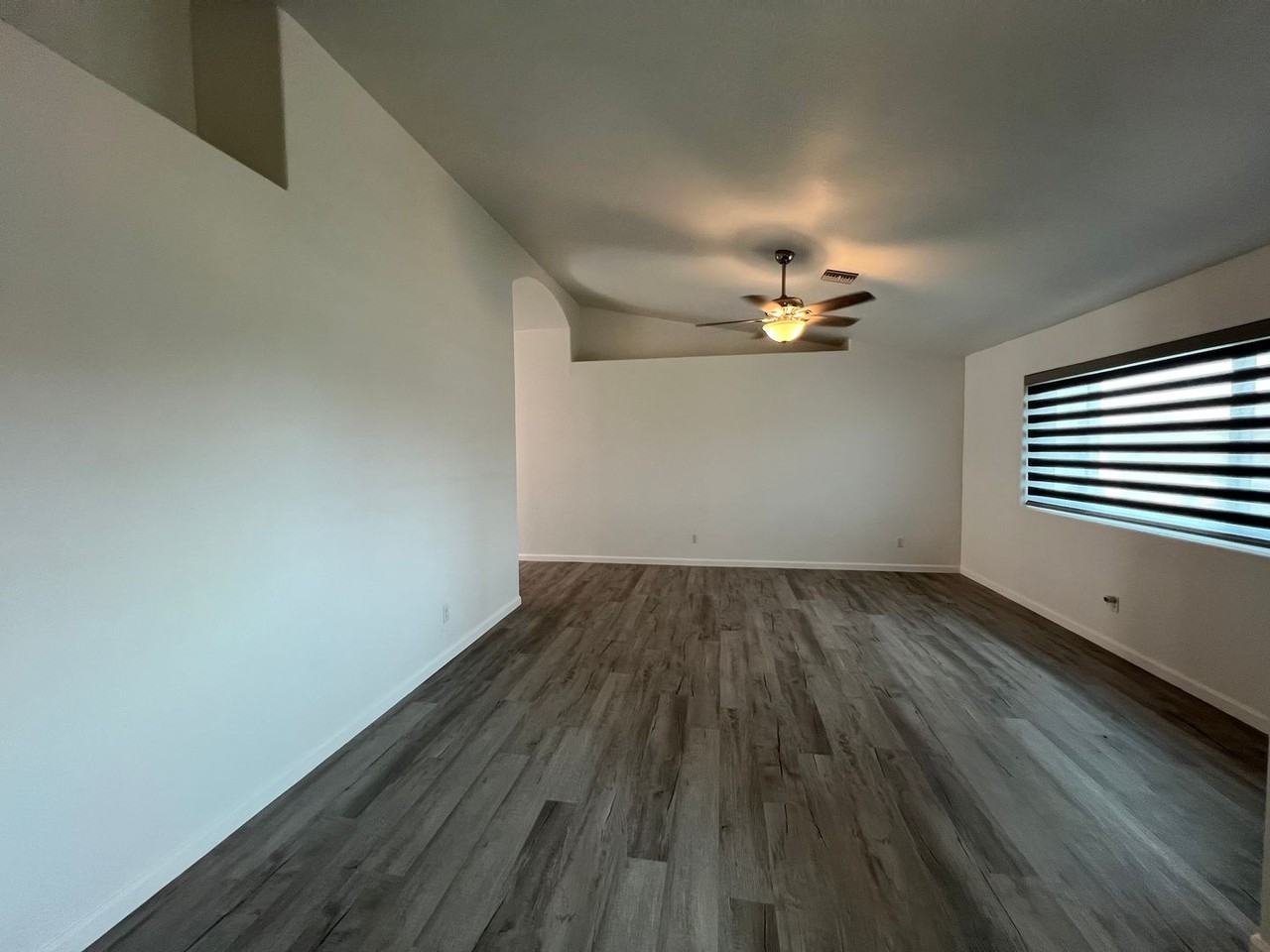 3512 W 27th Ln - Photo 2 of 37