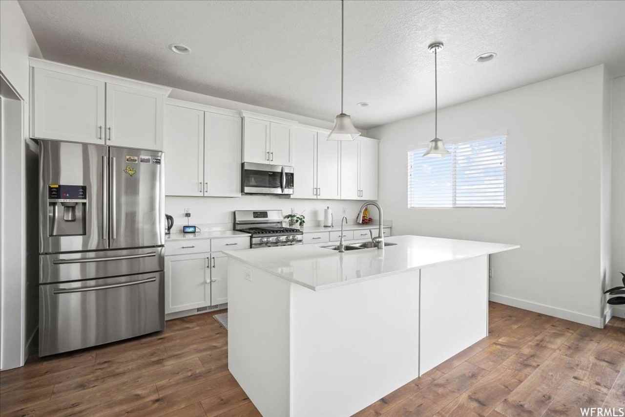 3486 W Beckham Dr - Photo 6 of 26