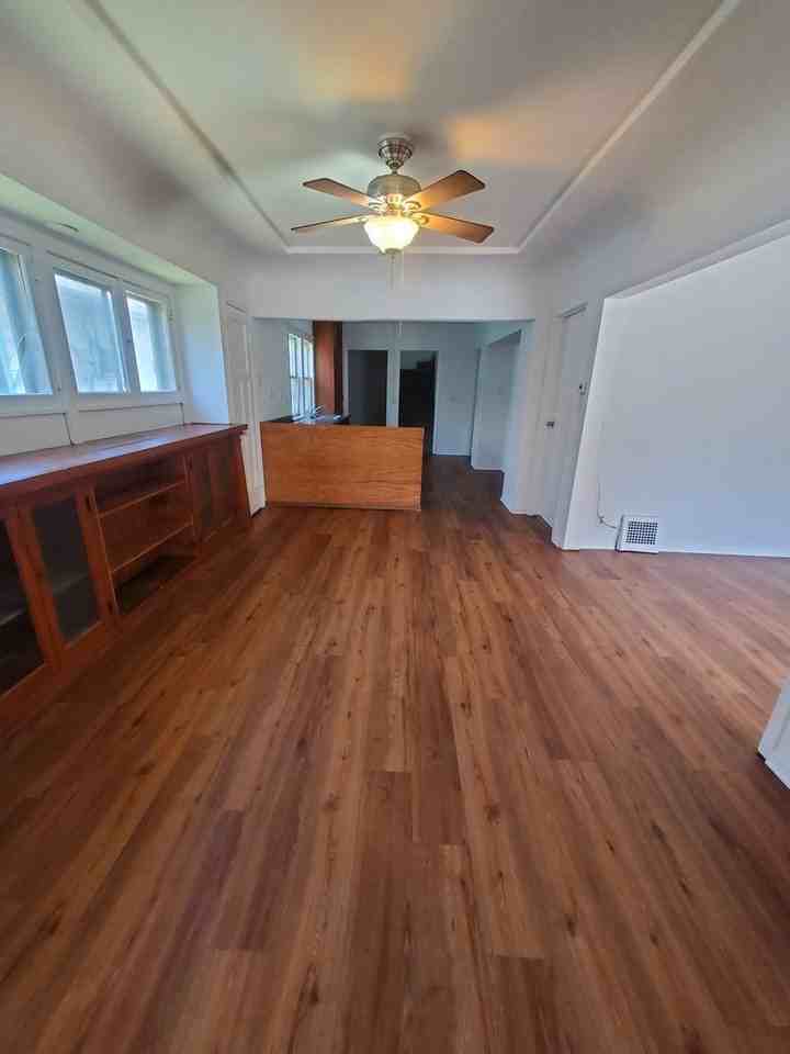 620 W Melvina St - Photo 3 of 14