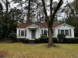 featured image of 1508 Mcleod Rd