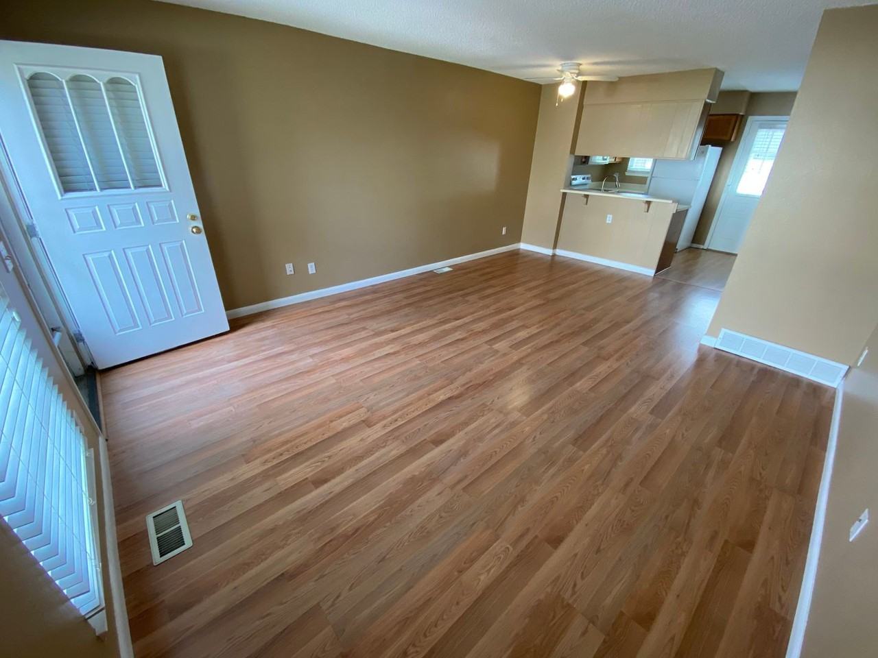 9072 W Dartmouth Pl - Photo 2 of 17