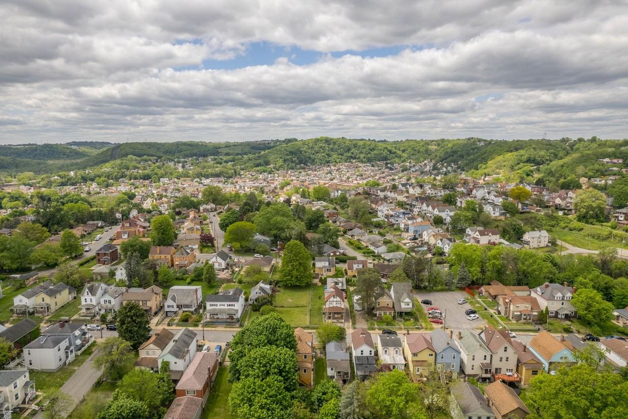 740 Frederick St - Photo 5 of 29