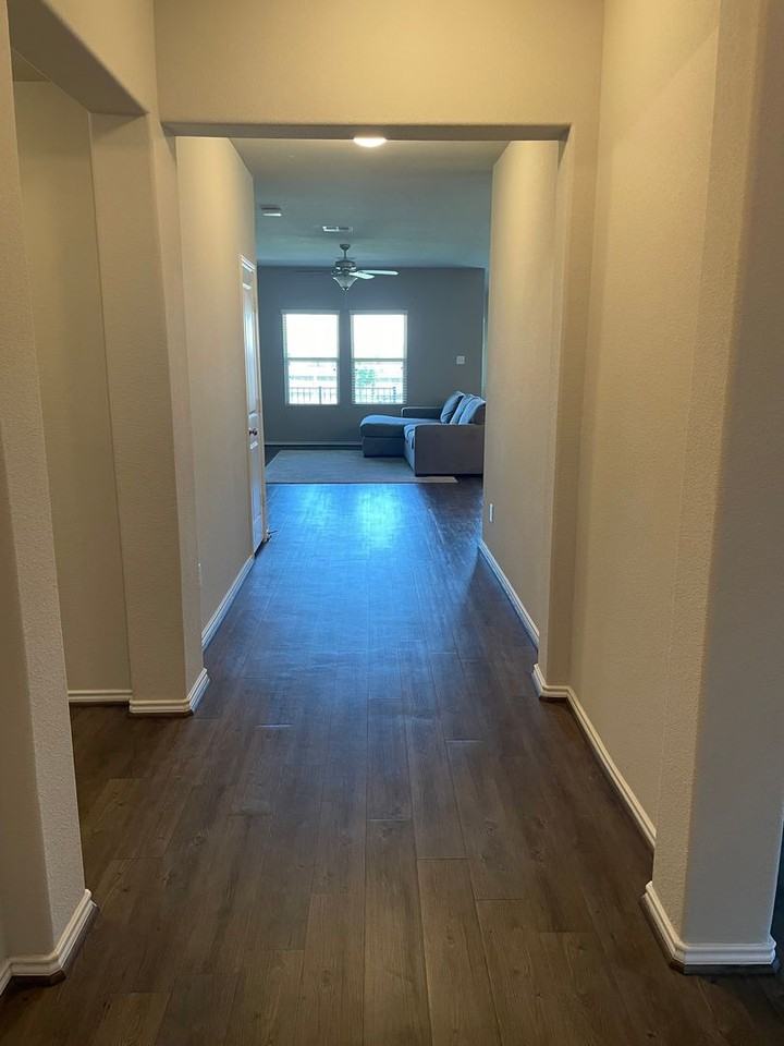 278 Xanadu Dr - Photo 2 of 29