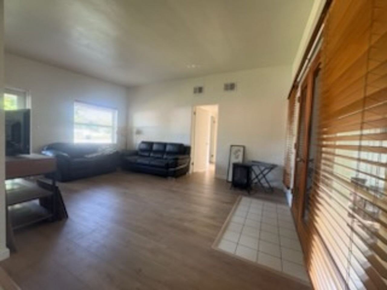 247 Cocos Dr - Photo 2 of 12