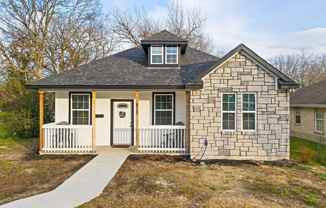 813 S 22nd St - Photo 1 of 1
