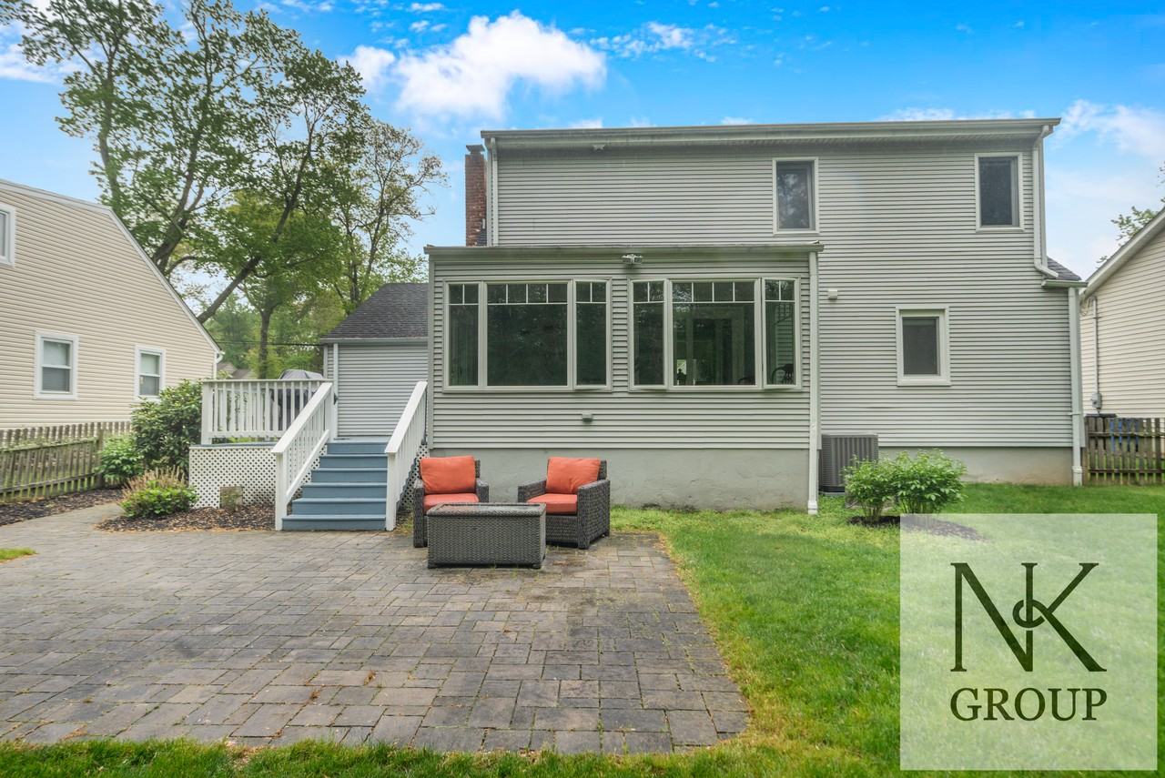 173 Runnymede Parkway - Photo 2 of 43