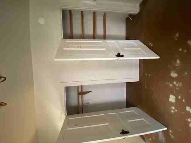 224 York St - Photo 3 of 5