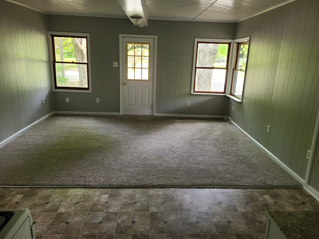 310 Clark St - Photo 2 of 10