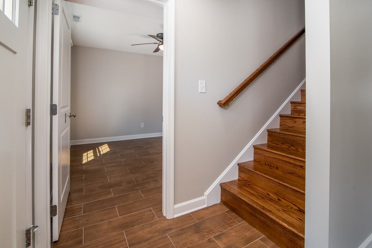 113 Williams Rd #4 - Photo 5 of 37