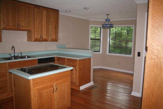 107 Shannon Drive - Photo 2 of 39