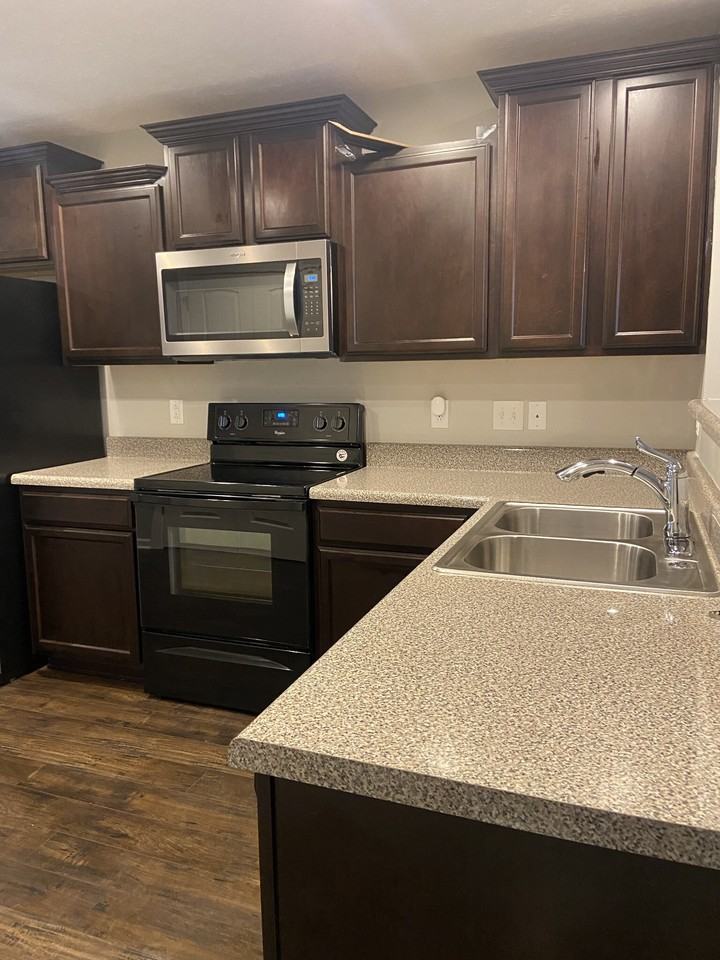 2533 Jackalope St #1 - Photo 5 of 7