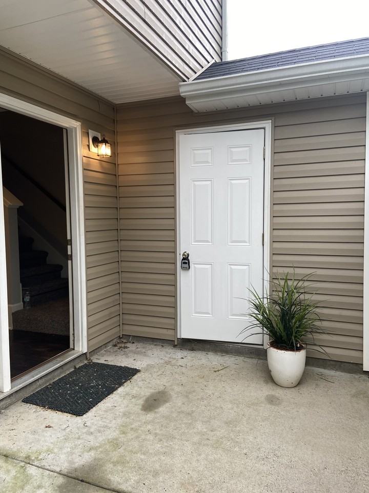 2533 Jackalope St #1 - Photo 6 of 7