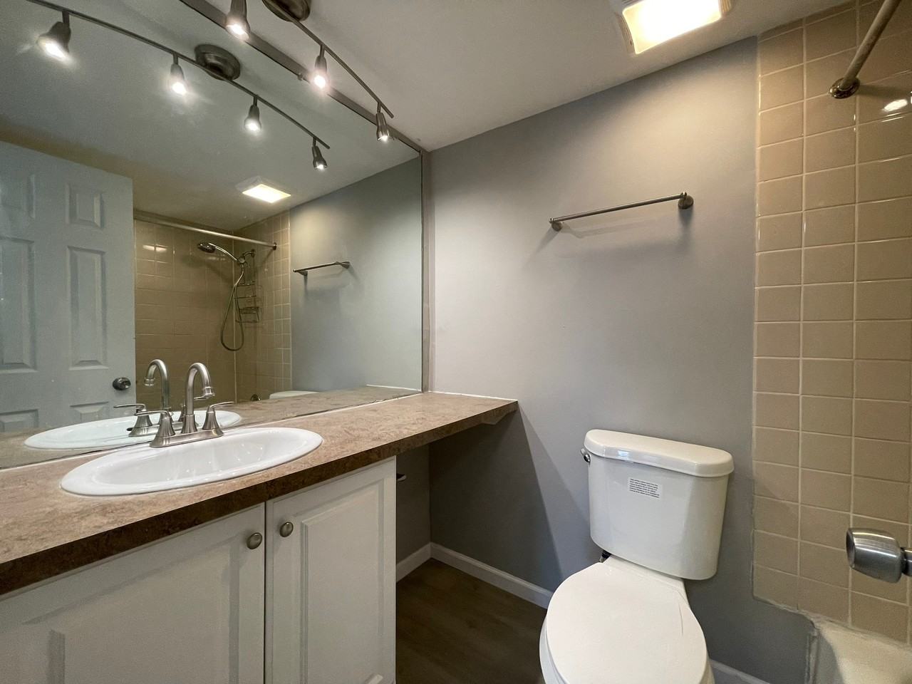 4400 Euclid Ave #2A - Photo 4 of 22