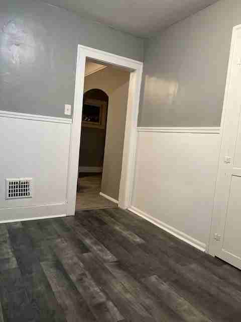 1532 Euclid St #1 - Photo 4 of 10