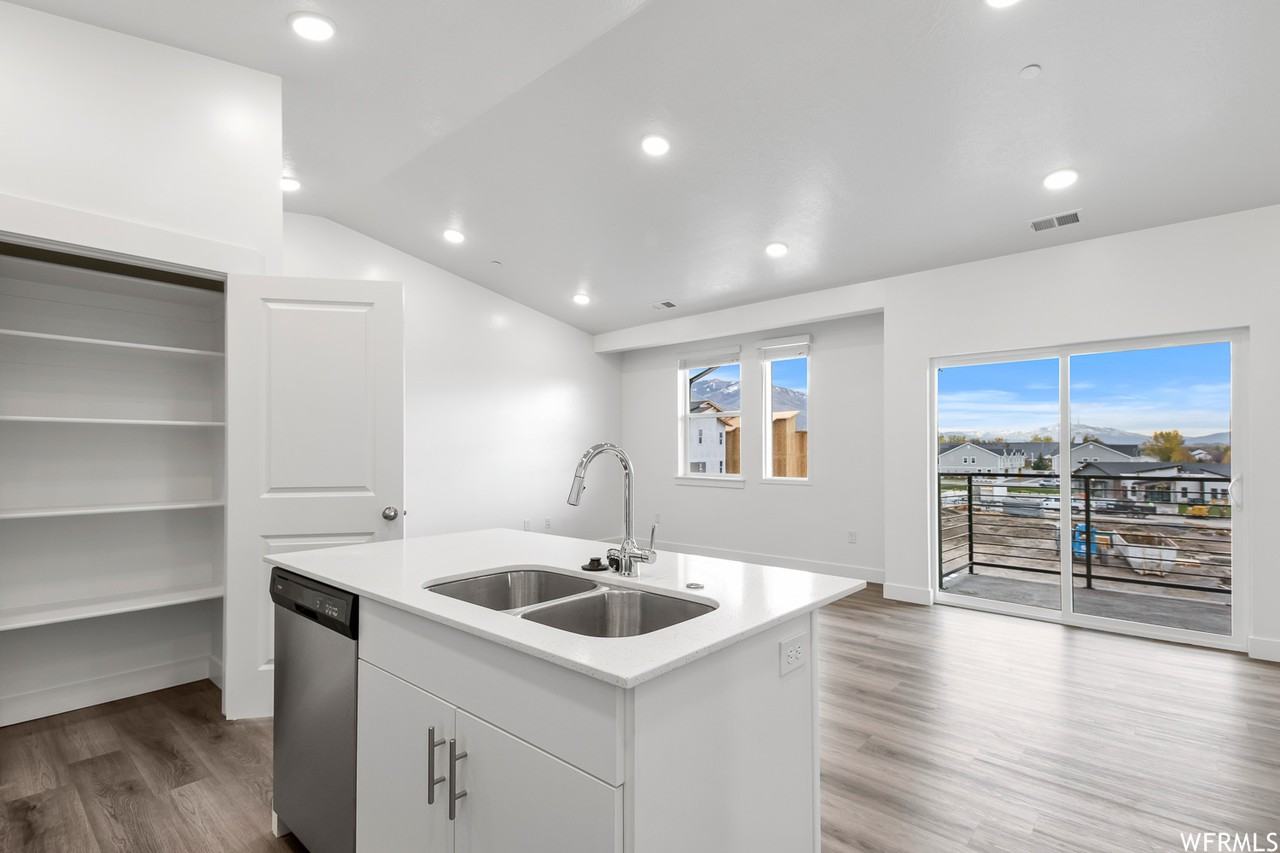 473 Westsouth #1 - Photo 2 of 10